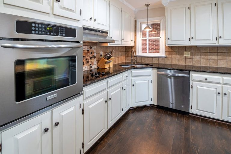 How to paint kitchen cabinets without sanding