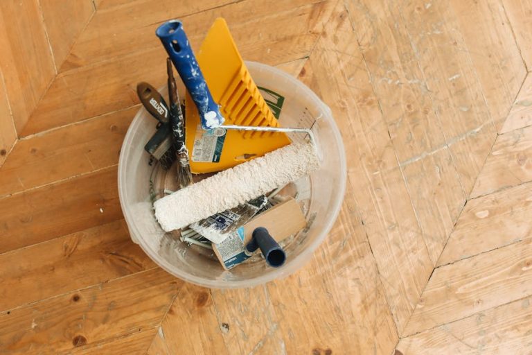 How to repair a damaged wood floor