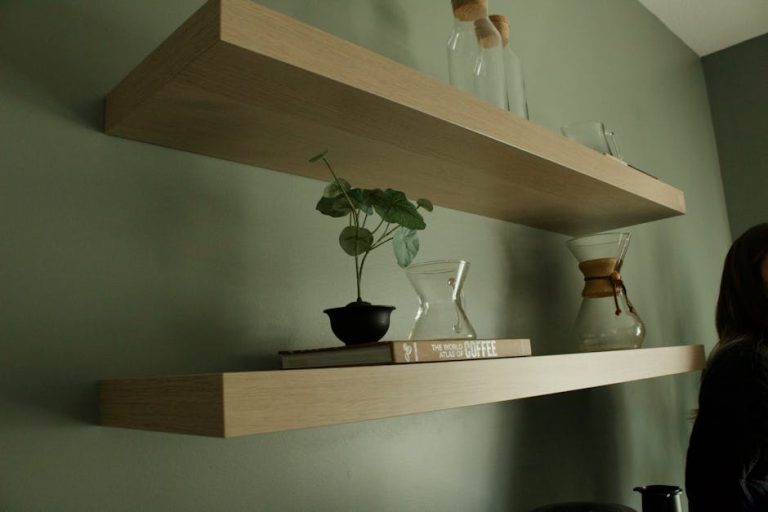 How to build a floating shelf yourself