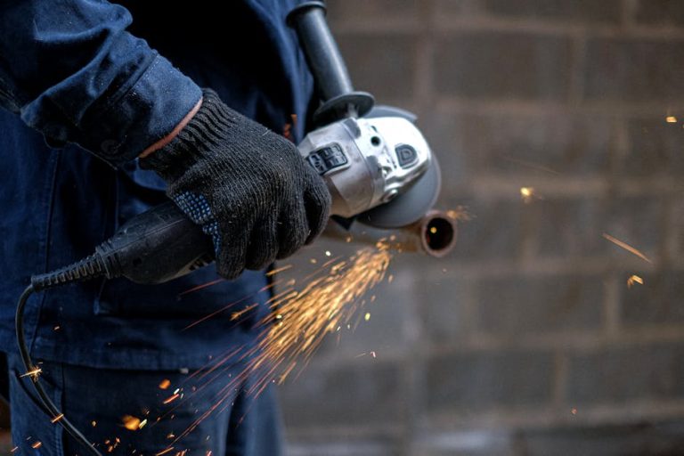 Best cordless angle grinders 2025