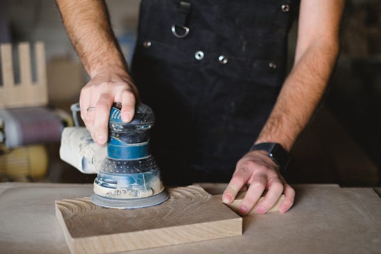 Best cordless detail sanders reviewed